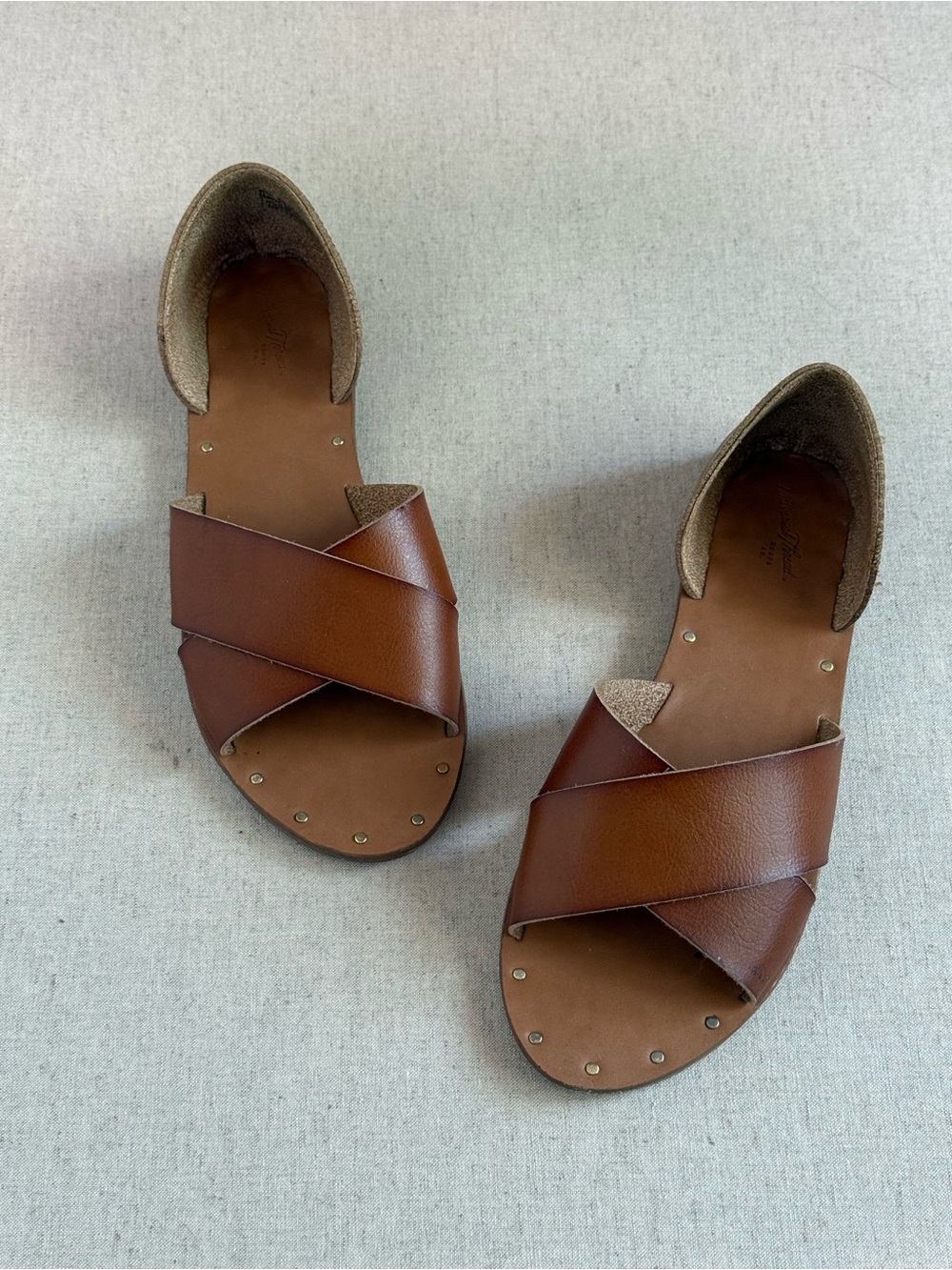 Universal Thread Brown Crisscross Slide Sandals | Size 8.5